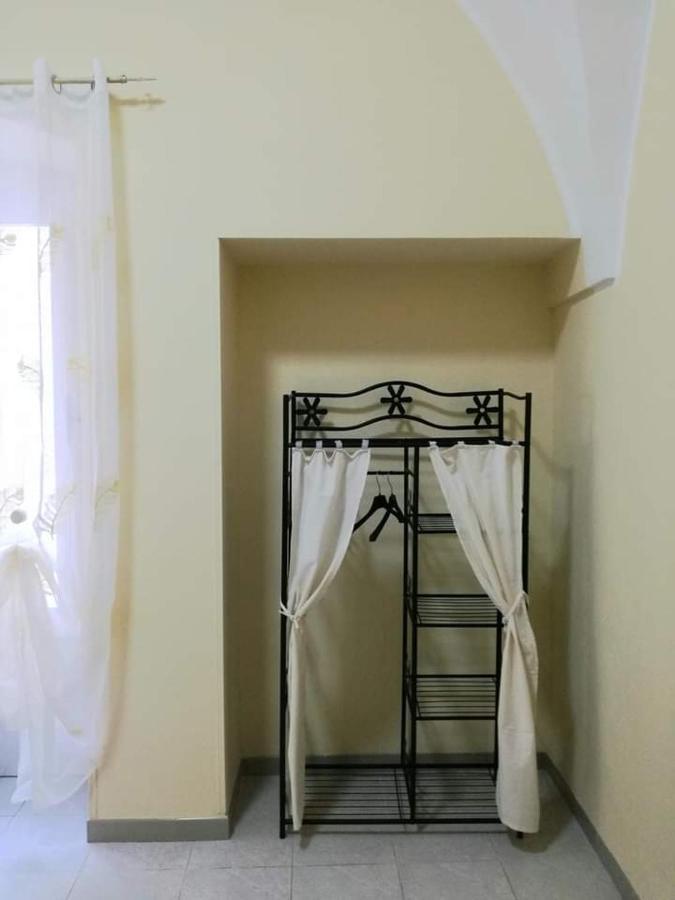 L 'Alcova Holidays Home Centro Storico チェーリエ・メッサーピカ エクステリア 写真