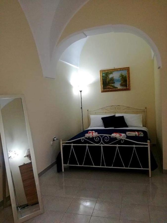 L 'Alcova Holidays Home Centro Storico チェーリエ・メッサーピカ エクステリア 写真