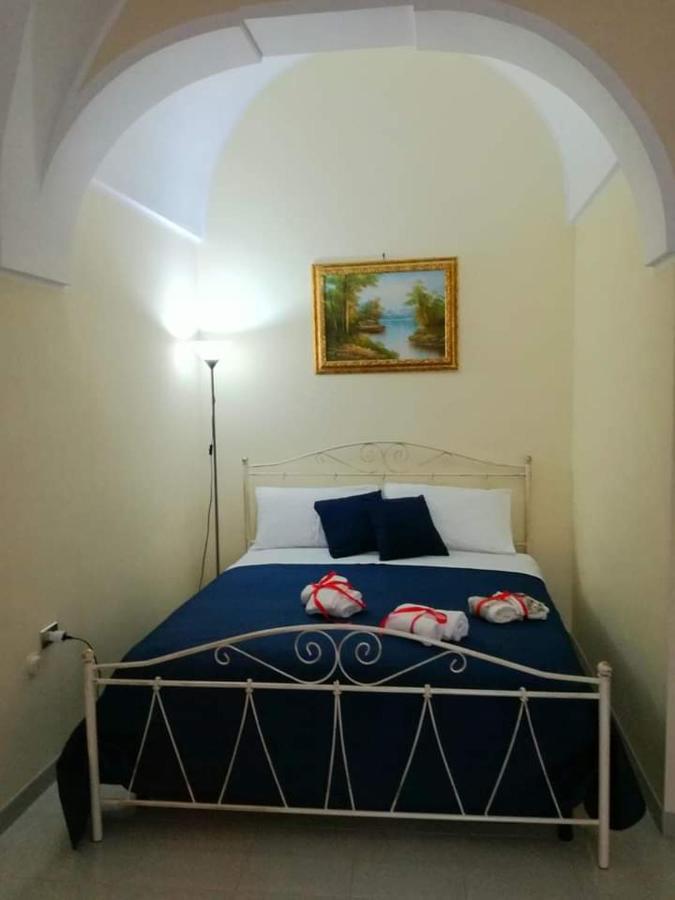 L 'Alcova Holidays Home Centro Storico チェーリエ・メッサーピカ エクステリア 写真