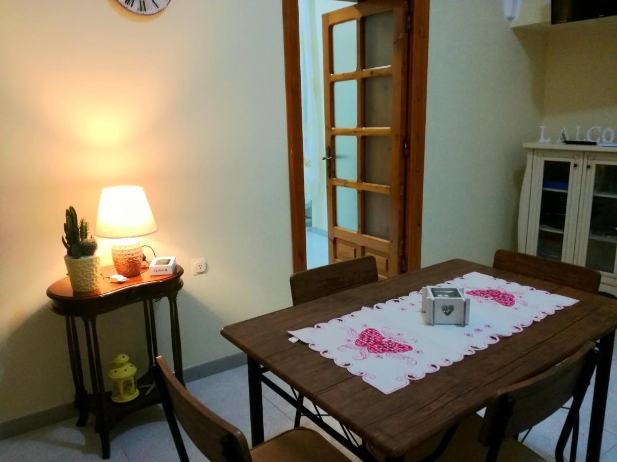 L 'Alcova Holidays Home Centro Storico チェーリエ・メッサーピカ エクステリア 写真